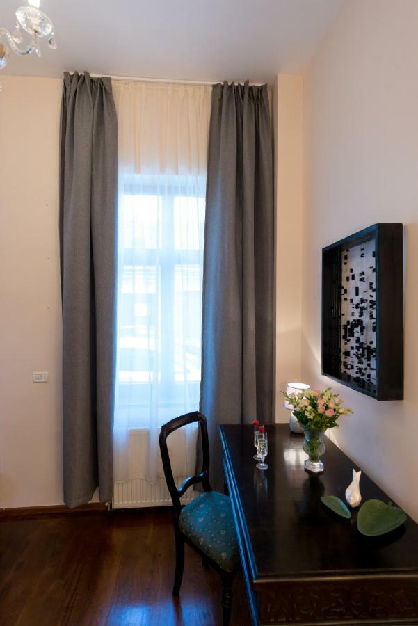 Casa Miron 1 Apartment ทิมิชัวรา ภายนอก รูปภาพ