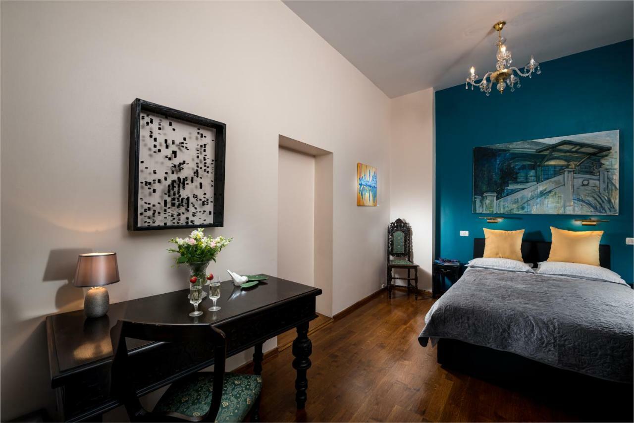 Casa Miron 1 Apartment ทิมิชัวรา ภายนอก รูปภาพ